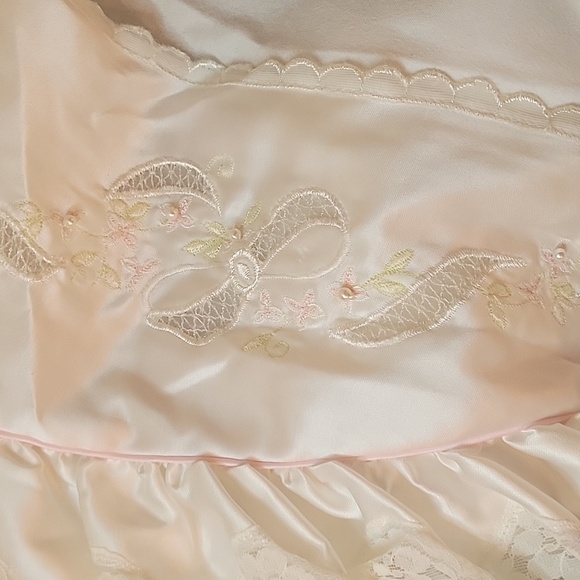 Vintage with Tags. R. Michael Alan Robe - Picture 4 of 5